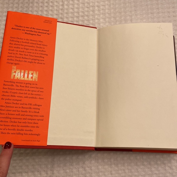 THE FALLEN by David Baldacci Hardback Book w/Dust Jacket - Picture 7 of 8